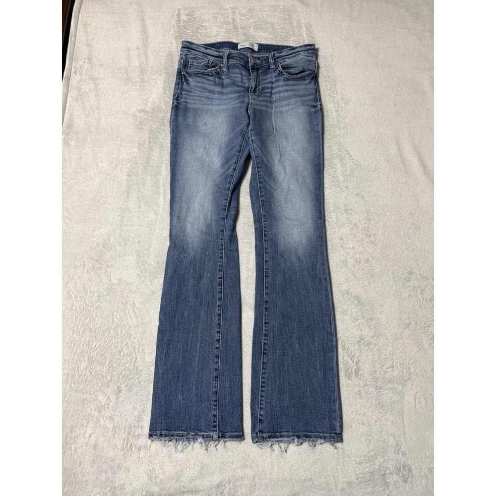 BKE Payton 30x32 Universal Fit Mid Rise Tailored Bootcut Women Jeans Distressed
